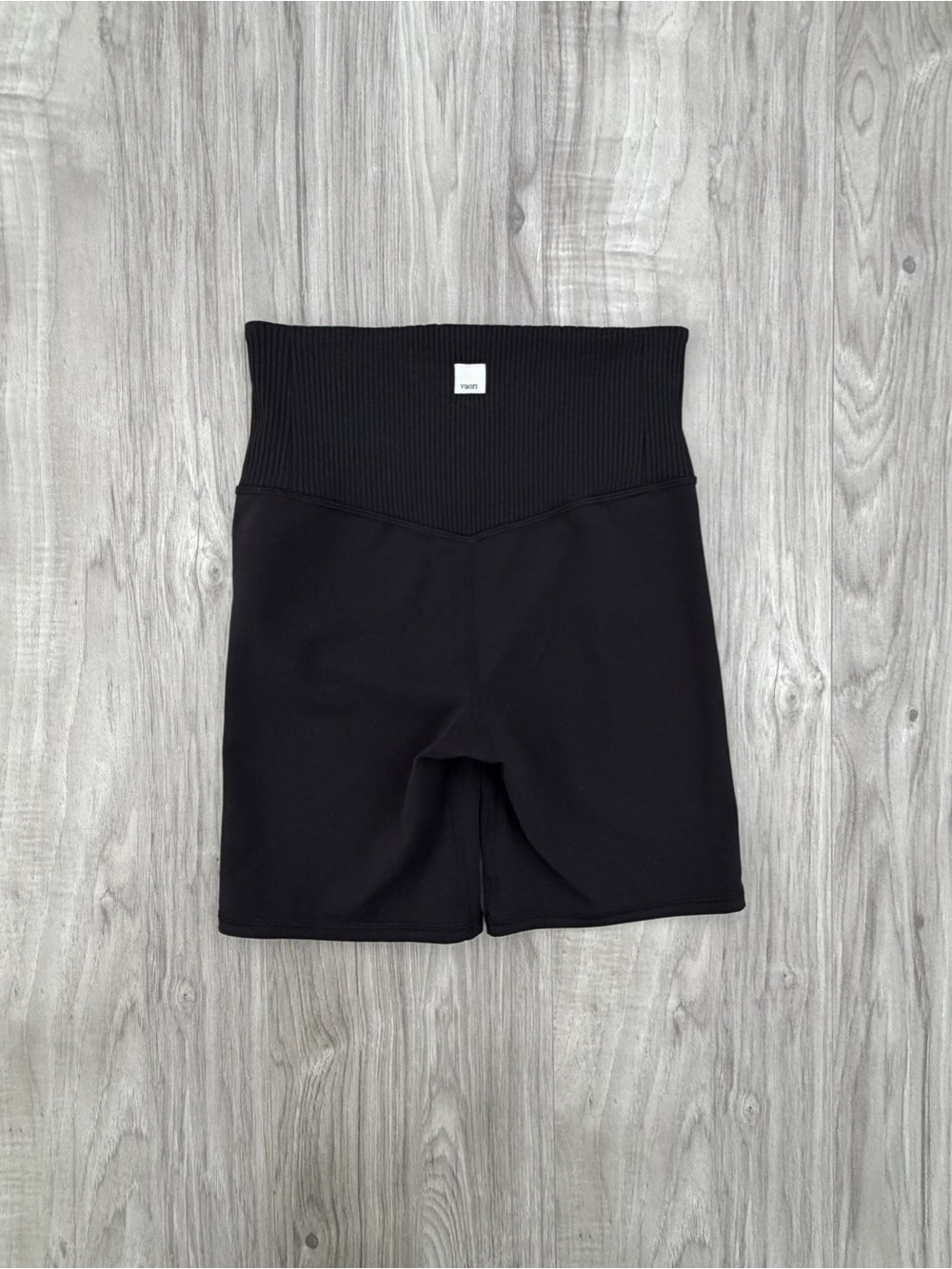 Vuori Black Bike Shorts Highwaisted